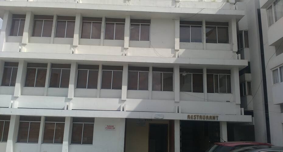 Jins & Jimmy Hotel, Thiruvananthapuram 1